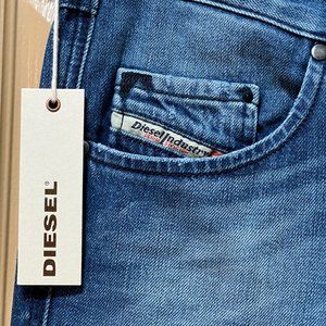 ❤️ NEW ❤️ DIESEL NWT VIXY Blue Jeans Size 28W 34L 100% Cotton